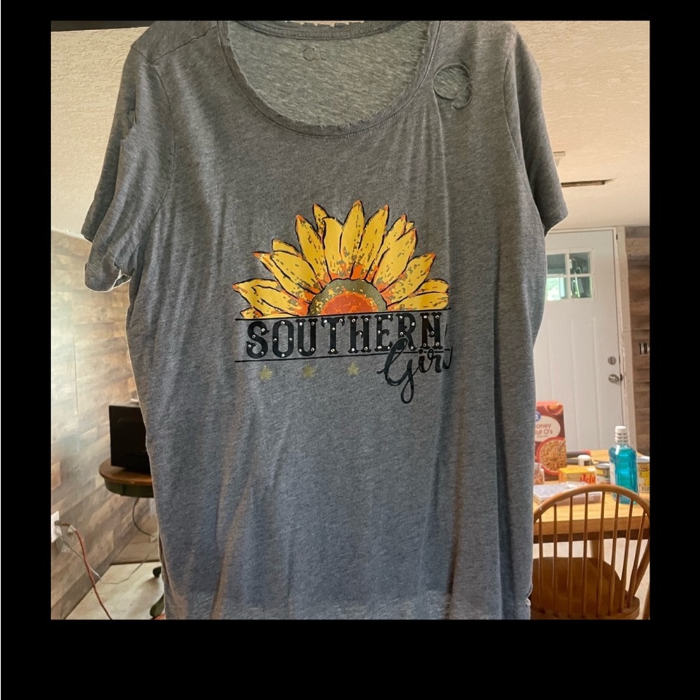Ladies Tshirt top, holes are supposed to be there